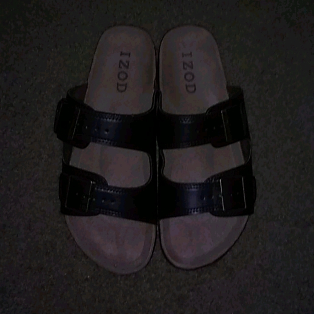 Sandals never worn